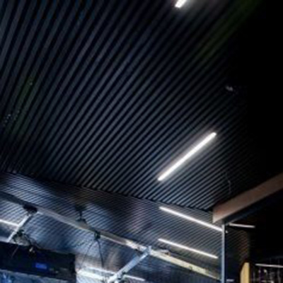 Кубообразный реечный потолок 39x30x39 шаг     30 мм чёрный матовый